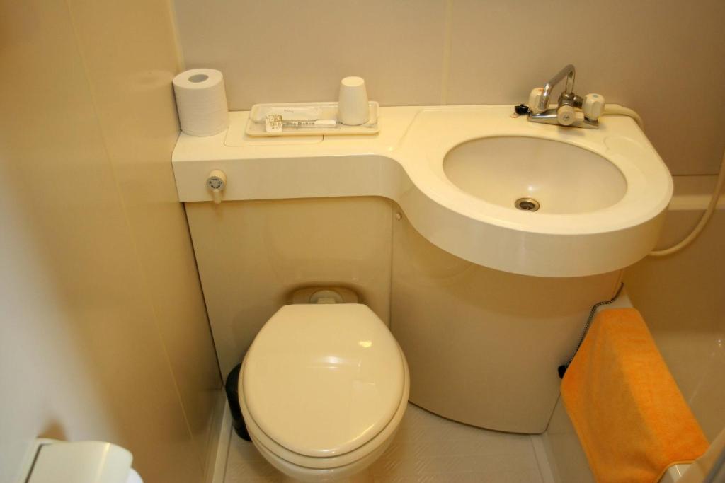 Hotel Yuou Onsen Kofu  Quarto foto